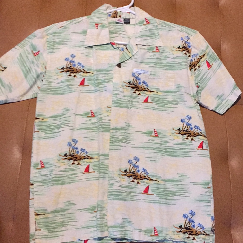 LT. Dan's shirt